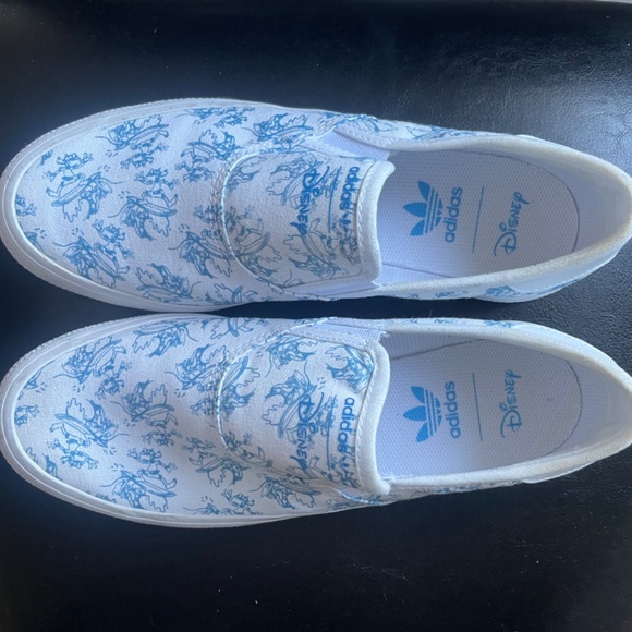 Disney Adidas - Picture 2 of 3